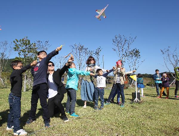 柳秀荣应邀参与活动现场 (10.4)