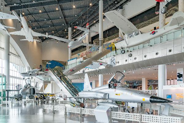 济州航空宇宙博物馆航空中悬浮展区(Air Hall)