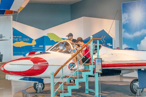 飞机上隐藏的秘密