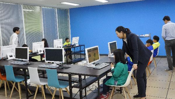 가파ㆍ마라 친구들과 함께하는 항공우주 과학캠프 현장스케치 섬네일 이미지