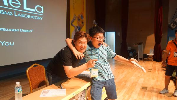 천재과학자 데니스홍 교수 강연 현장스케치 섬네일 이미지